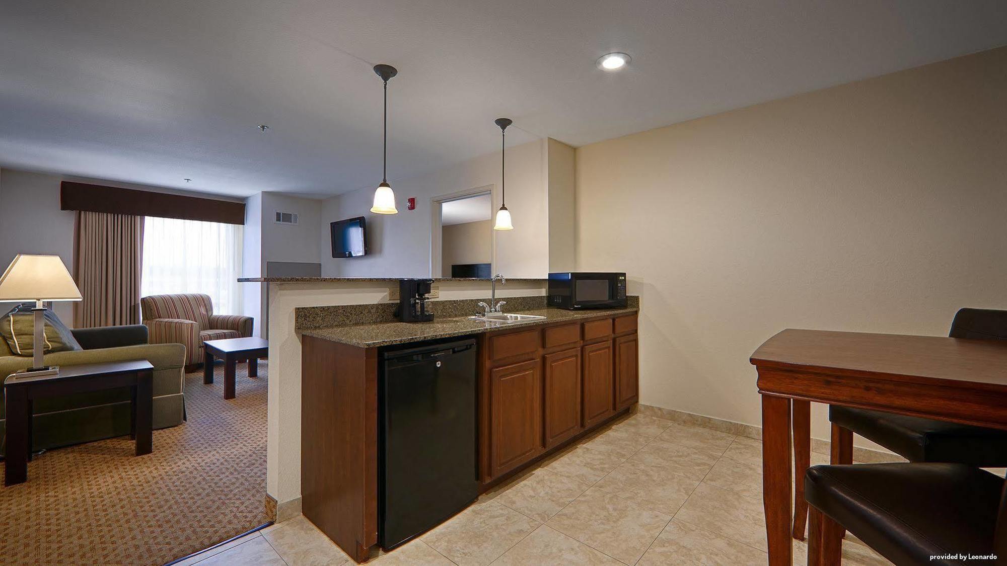 Best Western Plus Valdosta Hotel & Suites Buitenkant foto